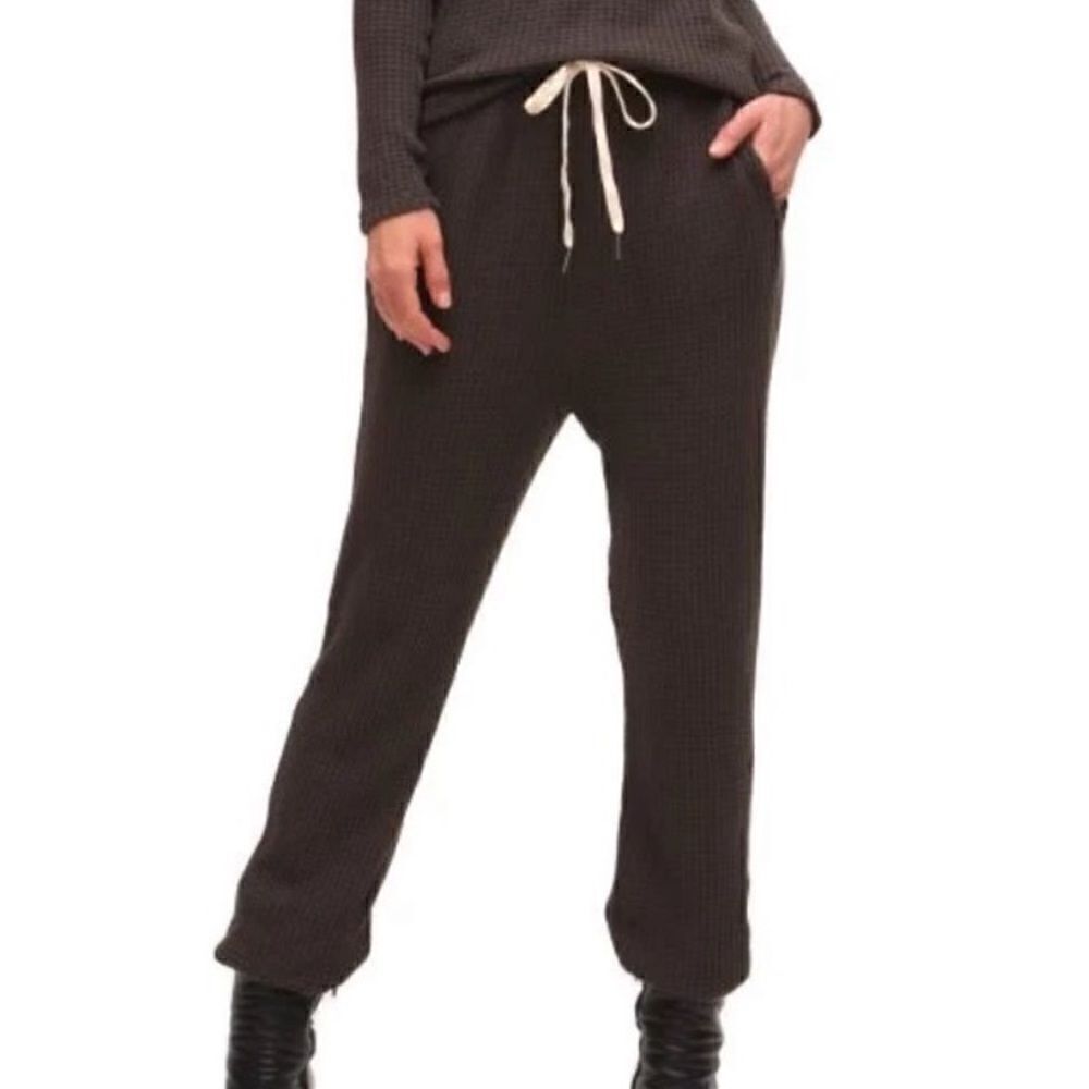 n: Philanthropy Revolve Zaiden Drawstring Joggers In Choc.Size XS